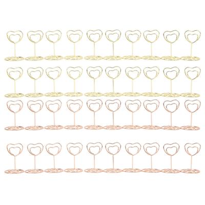 20 szt. Numer stołu w kształcie serca, stabilny, solidny, metalowy, szeroko stosowany uchwyt na karty miejsc do domu