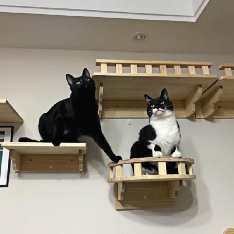 Solid Wood Wall-mounted Cat Tree Sisal Ladder  Cat Hammock Scratching Post. Suitable for Cats To Play and Rest.
