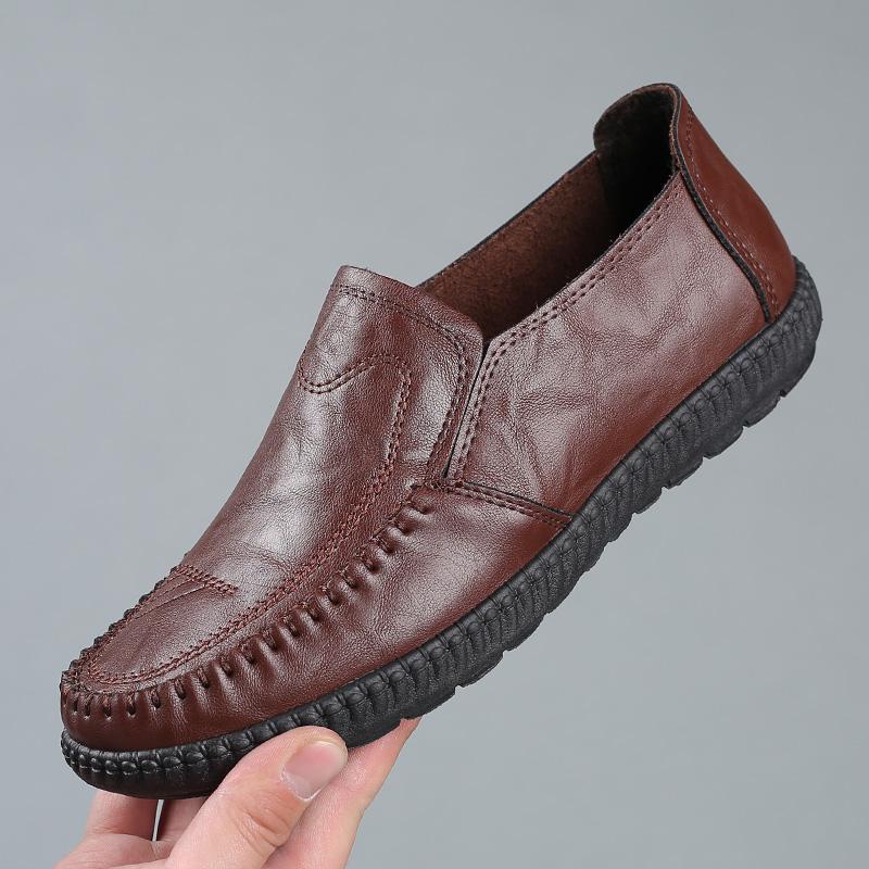 Fashion Genuine Leather Mens Loafers Comfortable Slip on Driving Casual Shoes Soft Bottom Men's Boat Footwear Fashion Comfortable Lazy