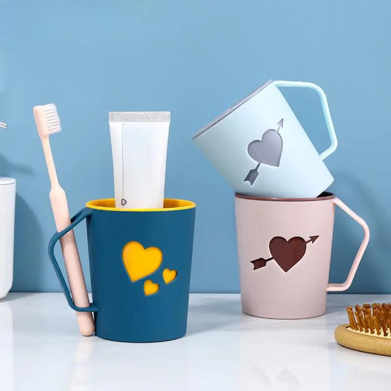1pc Couple Toothbrush Cup, Minimalist Home Dual-Layer Heart Pattern Gargle Cup, Plastic Aesthetic Dormitory Bathroom Mouthwash C