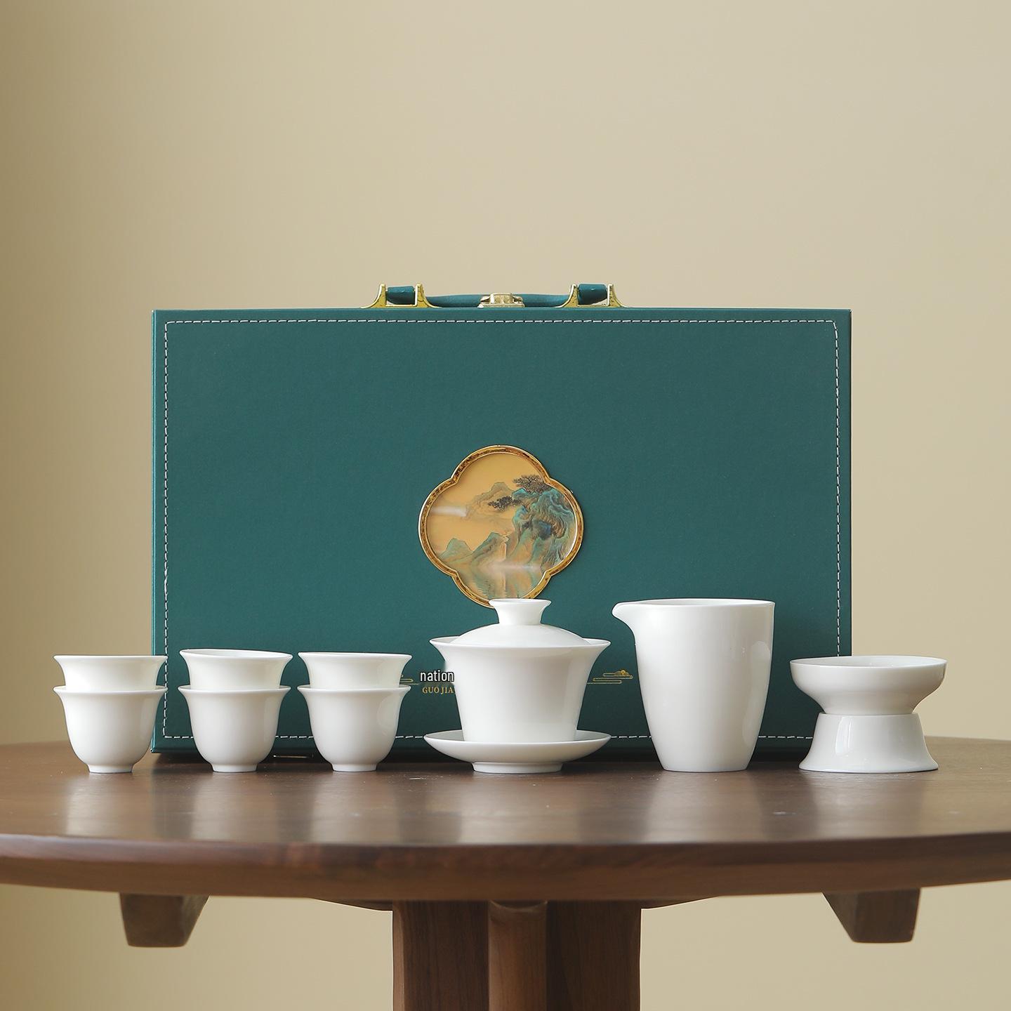 Chinese Style High-End Gift Box Set with Custom Logo for Business and Ceremonial Events