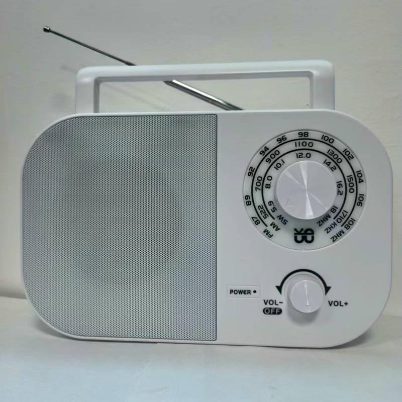 

«Портативный трехдиапазонный FM/AM/SW-радиоприемник W-912 с питанием от переменного/постоянного тока» Chinese Manual