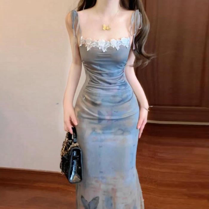 

Coffee break French retro oil painting suspender dress temperament socialite royal sister pure desire sexy lace slim hip skirt S зелёный
