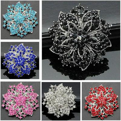 Exquisite Diamond Flower Brooch: Elegant Bauhinia Corsage for Ladies' Banquet Attire