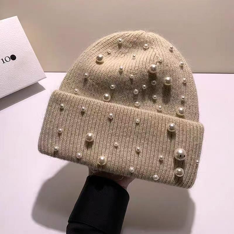 New Autumn And Winter Heavy-Duty Pearl Wool Hat Pearl Fashion Knitted Hat Warm Ear Protection
