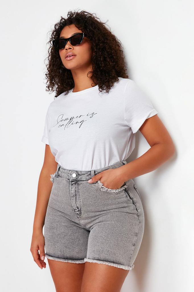 Women's Style Plus Size Gray Pocket and Leg Tassel Detailed Mini Denim Shorts