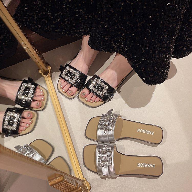 Flat-bottomed premium cool slippers outer women's shoes new summer French fairy rhinestone square buckle one-word slippers woman