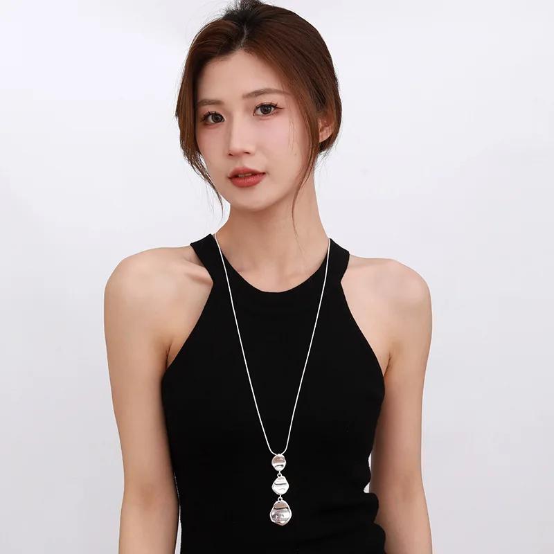 Fashionable Light Luxury Irregular Geometric Alloy Pendants Women's Long Necklace Clothing Accessories Sweater Chain