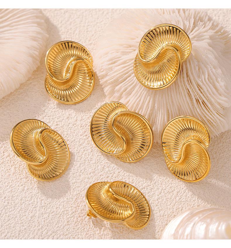 European and American Style Asymmetrical Titanium Steel 18K Gold Plated Water Drop Texture Spiral Earrings for Women