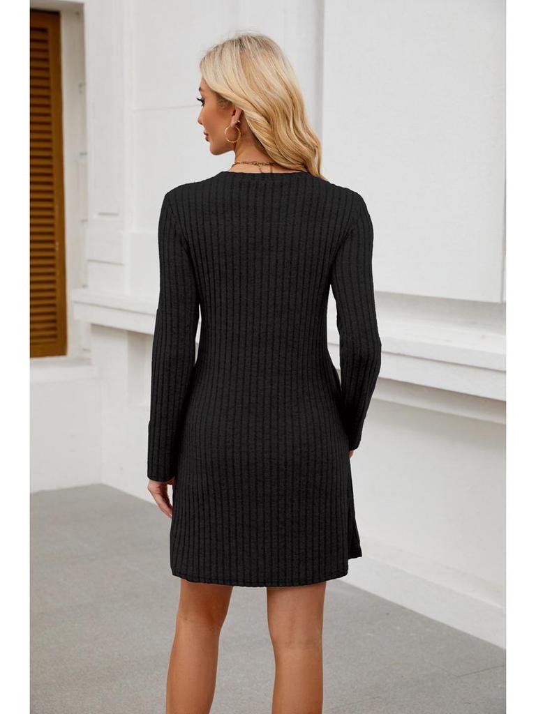 2024 Trendy Women's Long Sleeve Dress: Round Neck with Side Buttons, Pockets, and Waist Tie.