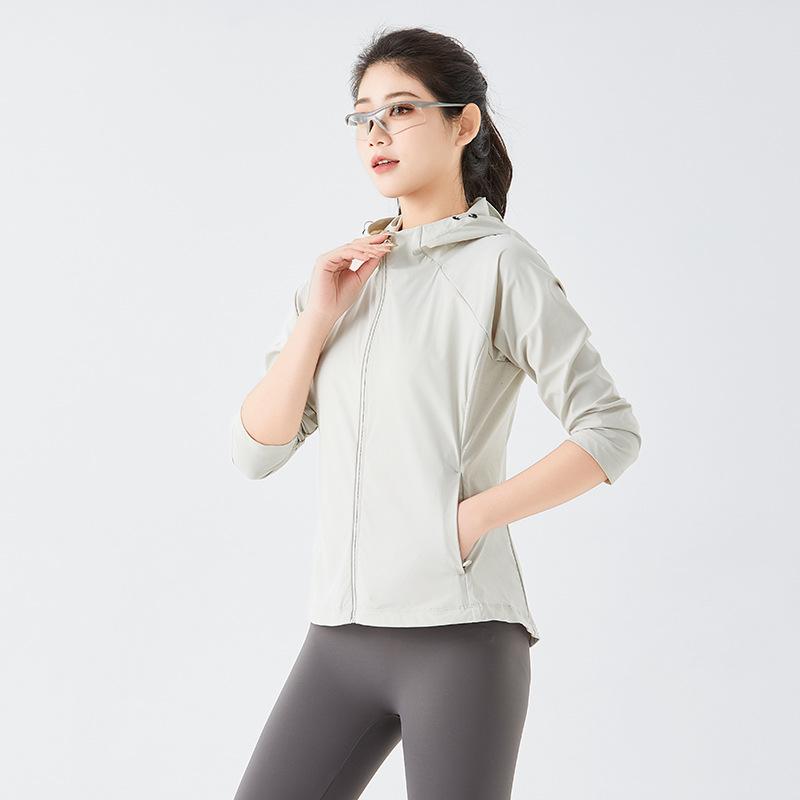 New sunscreen clothing women's light and thin hooded UPF10 + quick-drying and breathable outdoor sports skin clothing fashionable and thin jacket