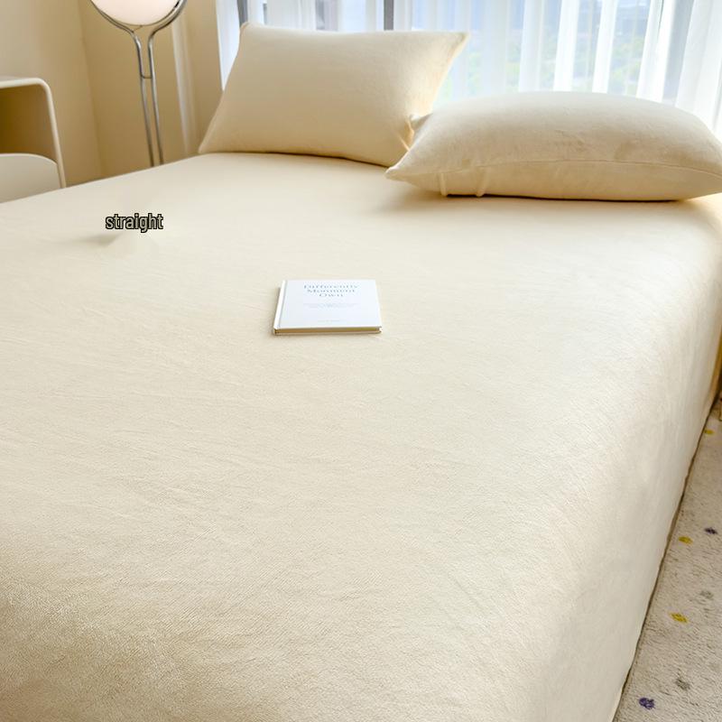 Cozy Flannel Velvet Bed Sheet - Thick, Soft, Solid Color for Autumn/Winter