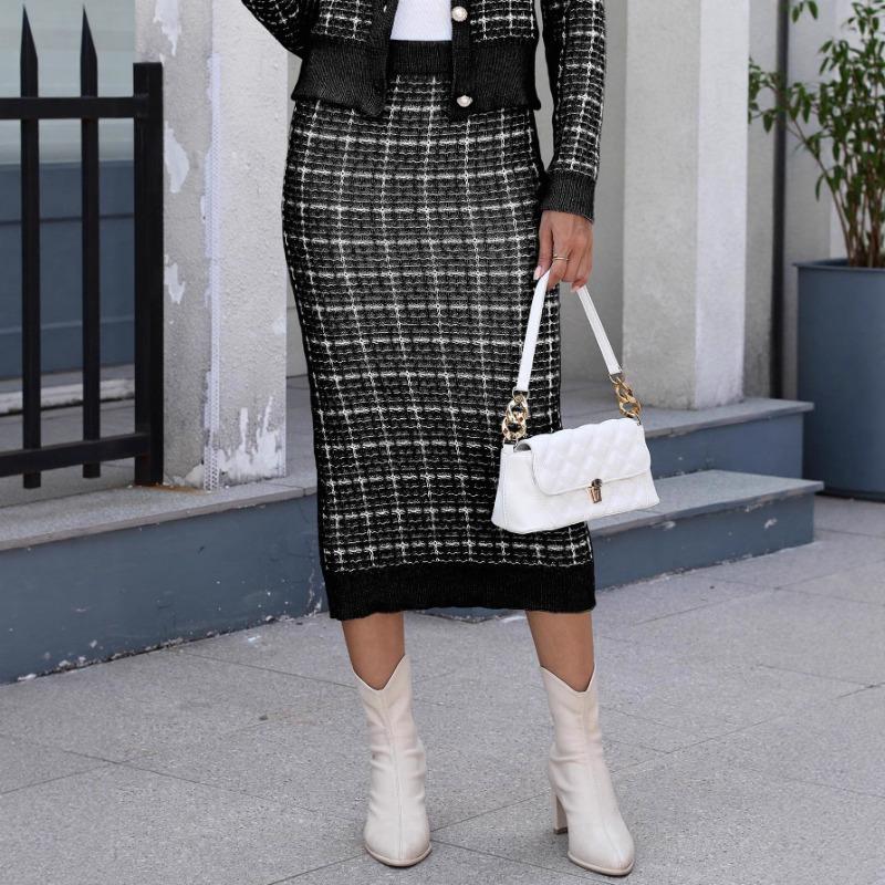 Women's Skirt Lady Temperament Skirt Mid-length Hip-pack Elastic Waist Stretch Plaid Sweater Skirt