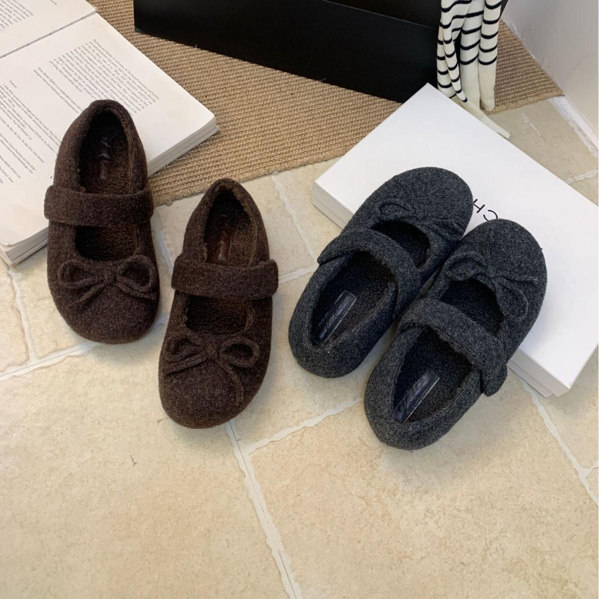 

2025 autumn and winter new round-headed woolen one-word with plush warm thick-soled Mary Jane Doudou women s single shoes 39 кофейный
