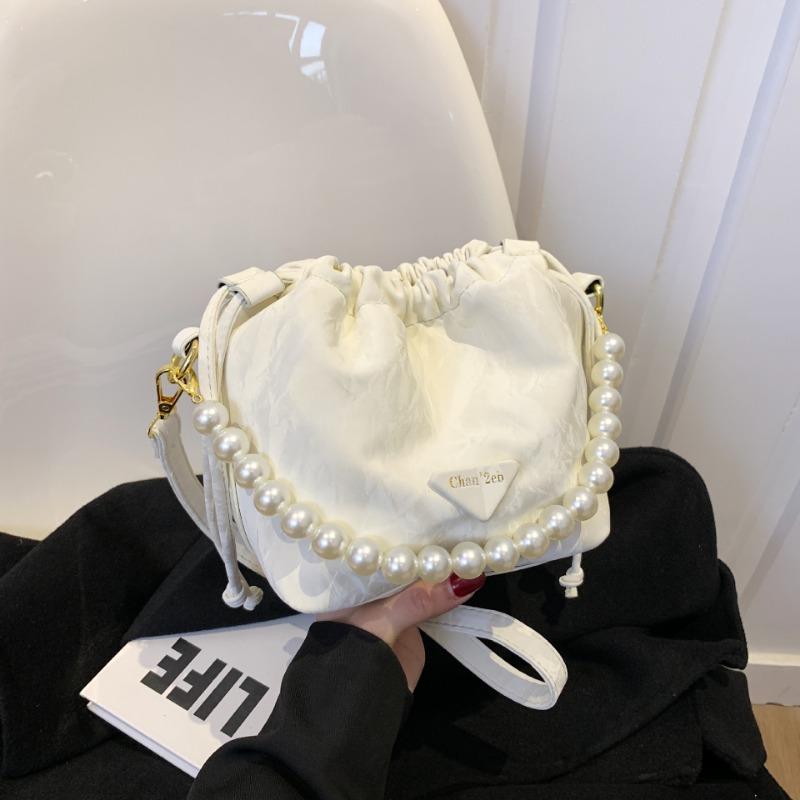New pearl handbag trendy versatile fashion pleated cloud bag chain shoulder crossbody bucket bag