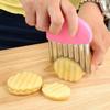 Tagliapasta Patatine Fritte Che Fanno Il Coltello Pelapatate