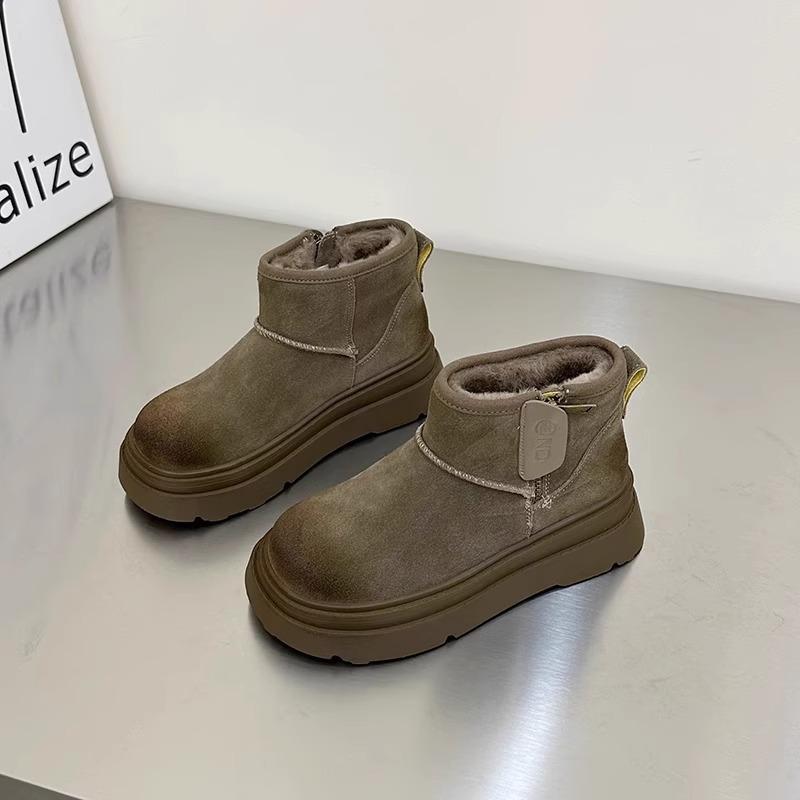 thick-soled snow boots women's non-slip velvet thickened short boots 2025 fur integrated Martin boots cotton shoes with higher thick soles