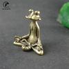 Copper Meditating Frog Ornaments Vintage Brass Sit In Meditation Frog Statue Bronze Tea Pet Figurines Incense Holder Desk Decor