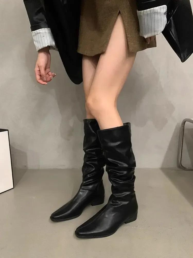 2023 Autumn New Coarse Heel Folded Stacked Middle Leg Fashion Boots for Women with Square Heads and Low Heels