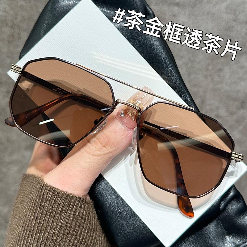 New Rectangular Sunglasses Double Beam UV400 Protection Trendy Edge Wrapped Metal Decorative Glasses