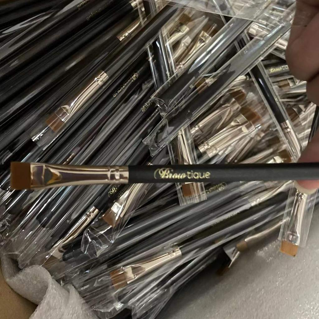 Professional Eyeshadow Eyeliner Brush Flat Definer Brush Concealer Eyebrow Private Label Brow Artist Brush