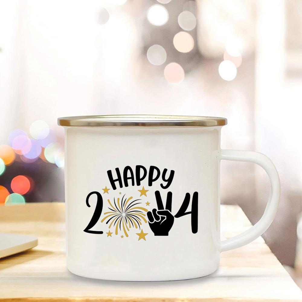 

Кружки с принтом Hello 2024, осенняя новогодняя вечеринка, кружка для вина, десерта, какао, кофе, чашки с ручкой, эмалированная кружка, подарок для семьи и друзей 360ml