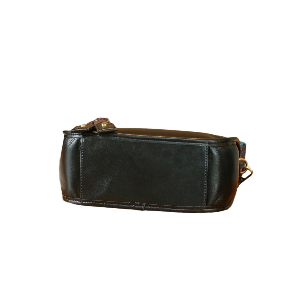 Popular Women's Bags, Large-capacity Top-layer Soft Leather-textured Small Bags, Wide Crossbody Bags, and Niche Retro Pillow Bags