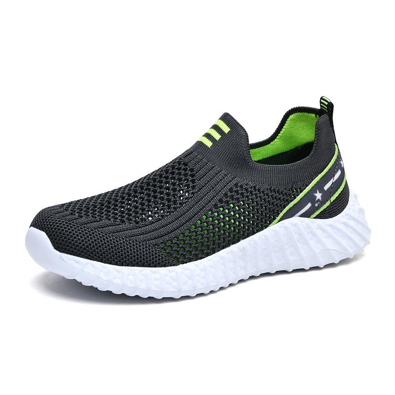 

2024 Boys Slip-On Mesh Casual Sports Shoes - Breathable, Soft Sole, Non-Slip for Kids Size 33, 21.2cm