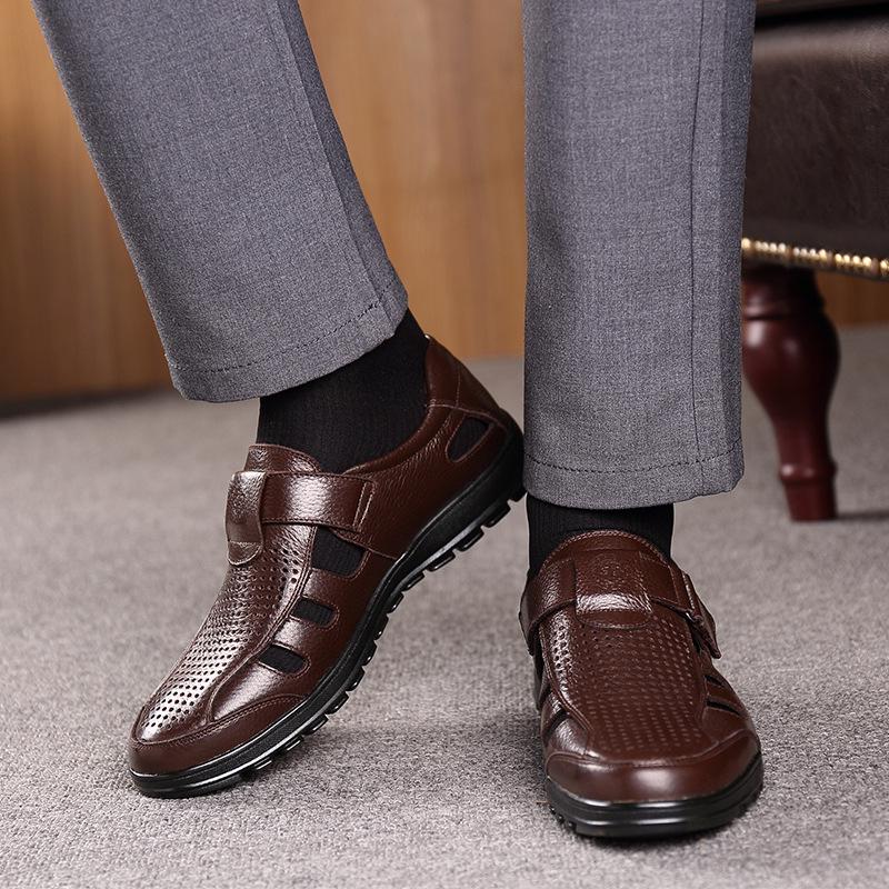 Summer leather hollow sandals Velcro hole shoes breathable casual men's shoes soft sole dad cool leather shoes men's 7688