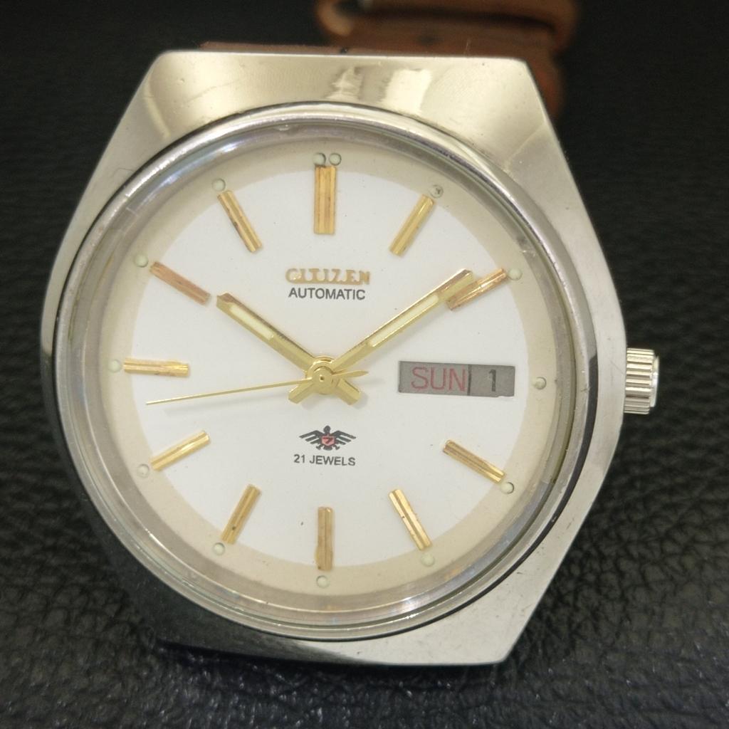AUTOMATIC VINTAGE CITIZEN 8200 JAPAN MENS WHITE COLOR DIAL WATCH A702752-1 R210-a702752