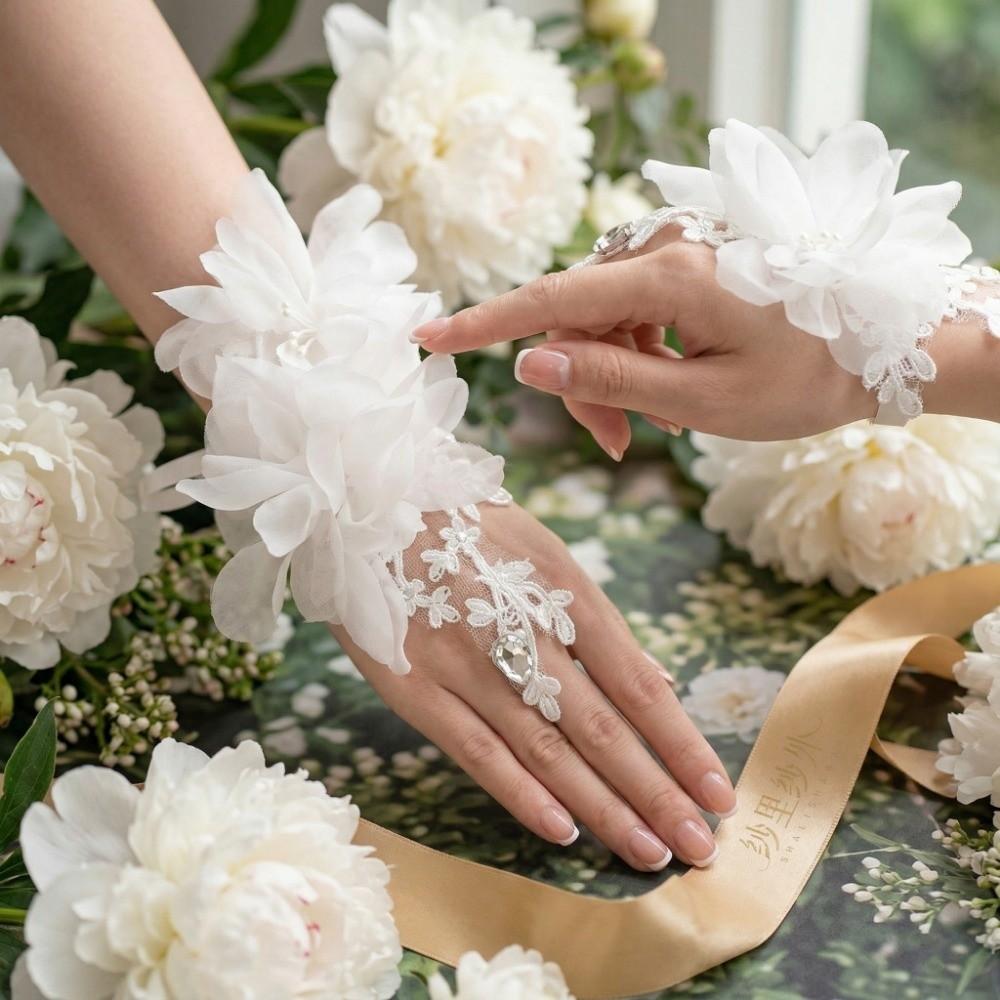 Fingerless Lace Fingerless Gloves Elegant Wedding Gloves Women's Bridal Gloves Opera Performance