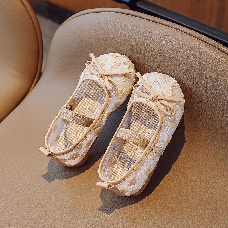Girl Shoe Fashion Lace Shoe New Chinese Retro Kid Shoe 2025 Summer New Princess Shoe Embroidery Women Shoes Elegant Linen Shoes