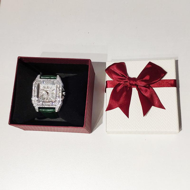 

Классические брендовые роскошные женские кварцевые водонепроницаемые полностью бриллиантовые женские часы серебряные квадратные парные часы со стразами