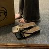Tongs de célébrité Internet pour femmes printemps 2025 nouvelle mode polyvalentes petit talon épais rétro sandales d'orteil