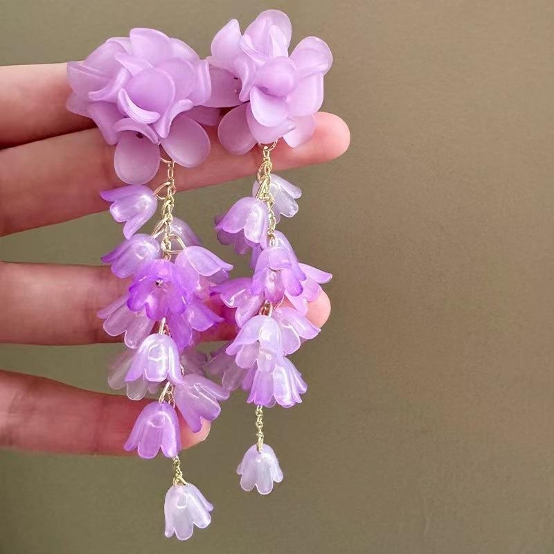 

[Spring Field Flower Letter] Blue Gentle Wind Flower Broken Bead Tassel Earrings Sweet Sister Seaside Holiday Atmosphere Earrings