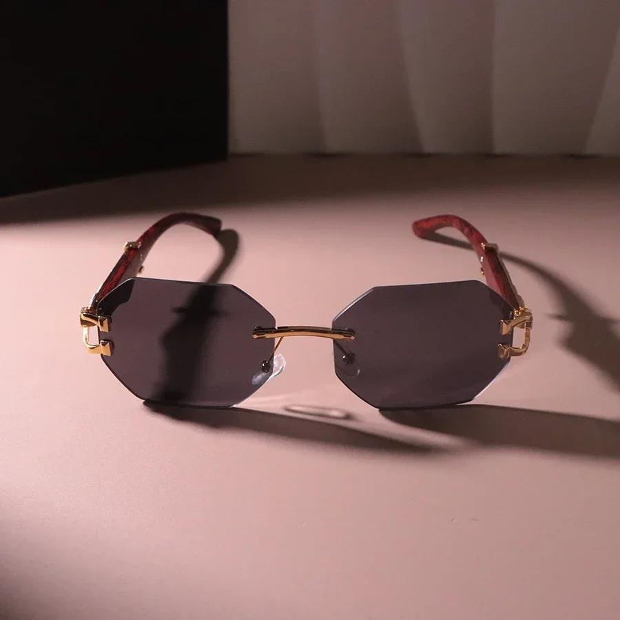 Occhiali da Sole Quadrati Classici Donna Uomo Minimalisti Moda Femminile Maschile Retrò Casual