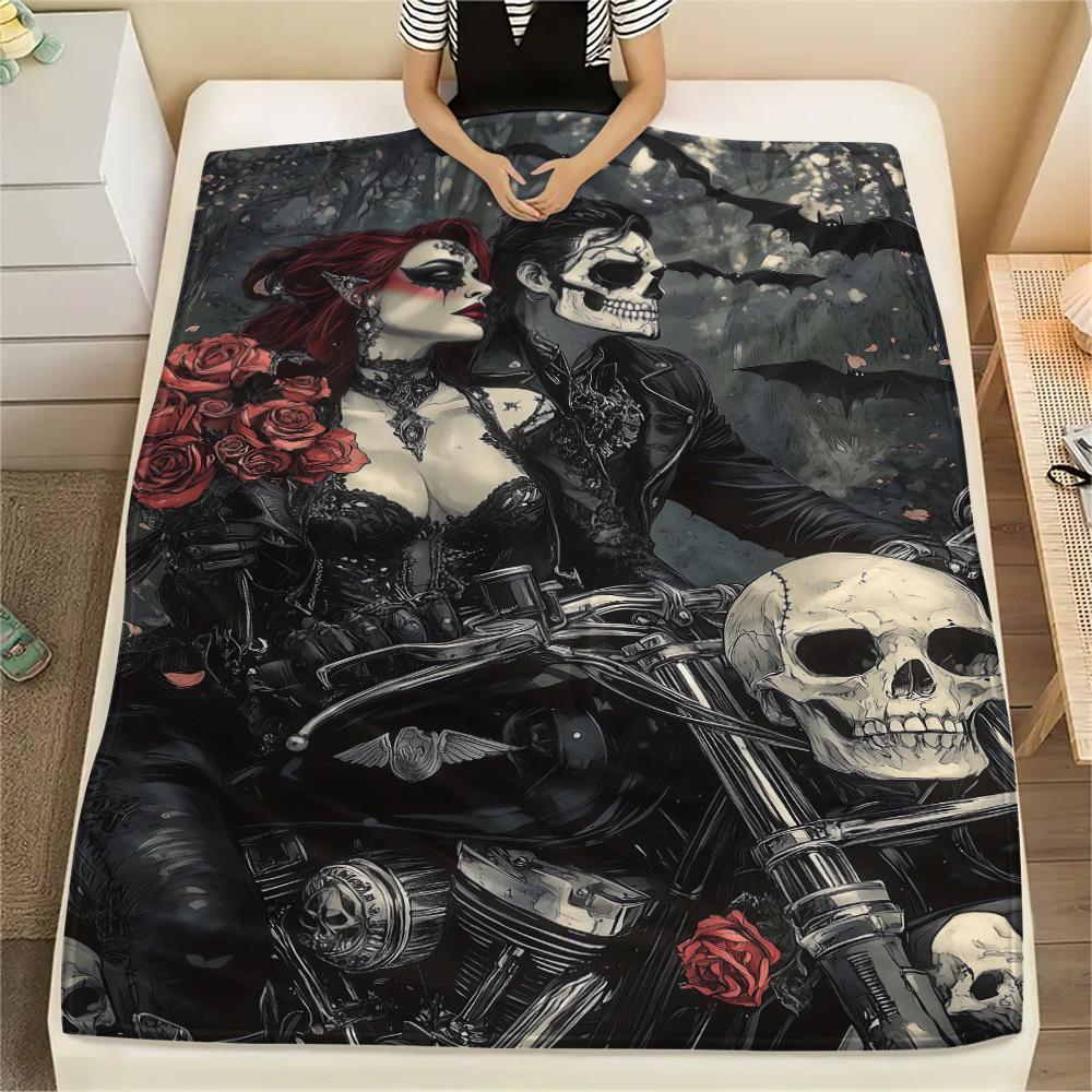 1Pc Skull Couple Print Flannel Blanket, High quality Comfortable for All Seasons, Home Decor, Warmth and Comfort, Perfect for Christmas Gifts