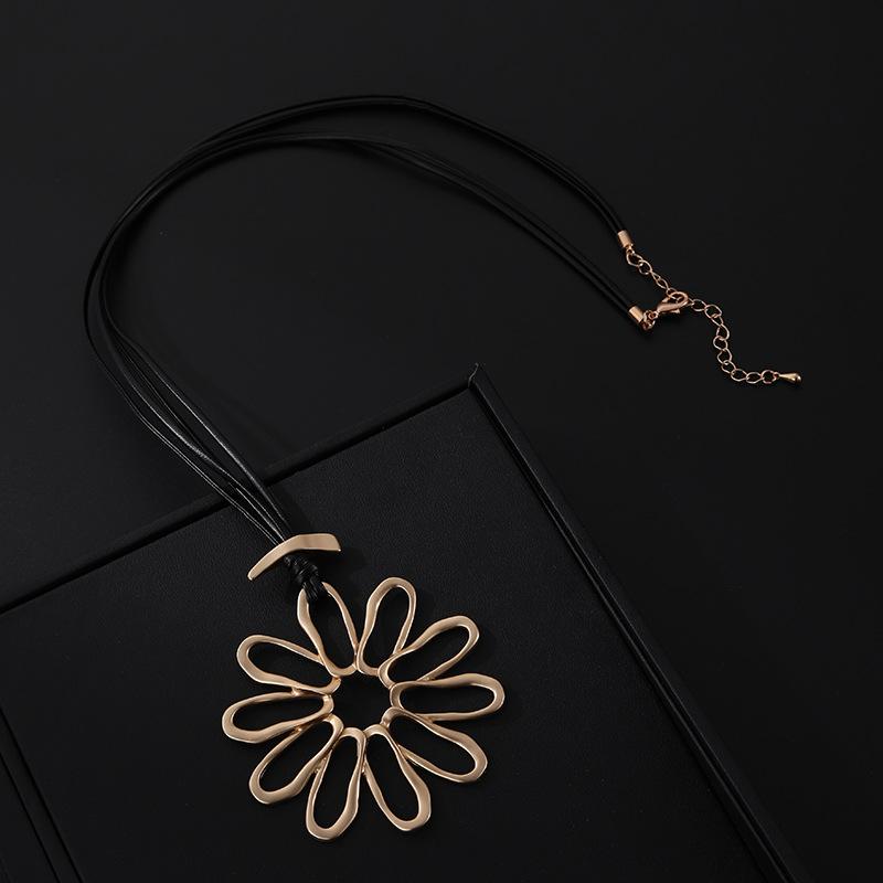 Sweater Chain Women S Long Flower Alloy Leather Rope Long Necklace