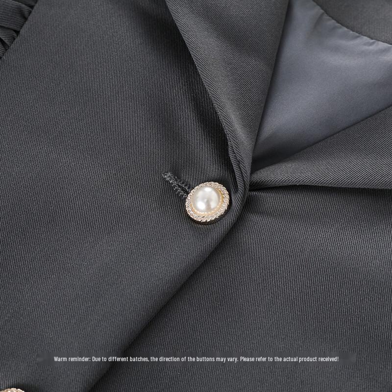 Completo blazer con ruches e gonna plissettata da bambina Montagut