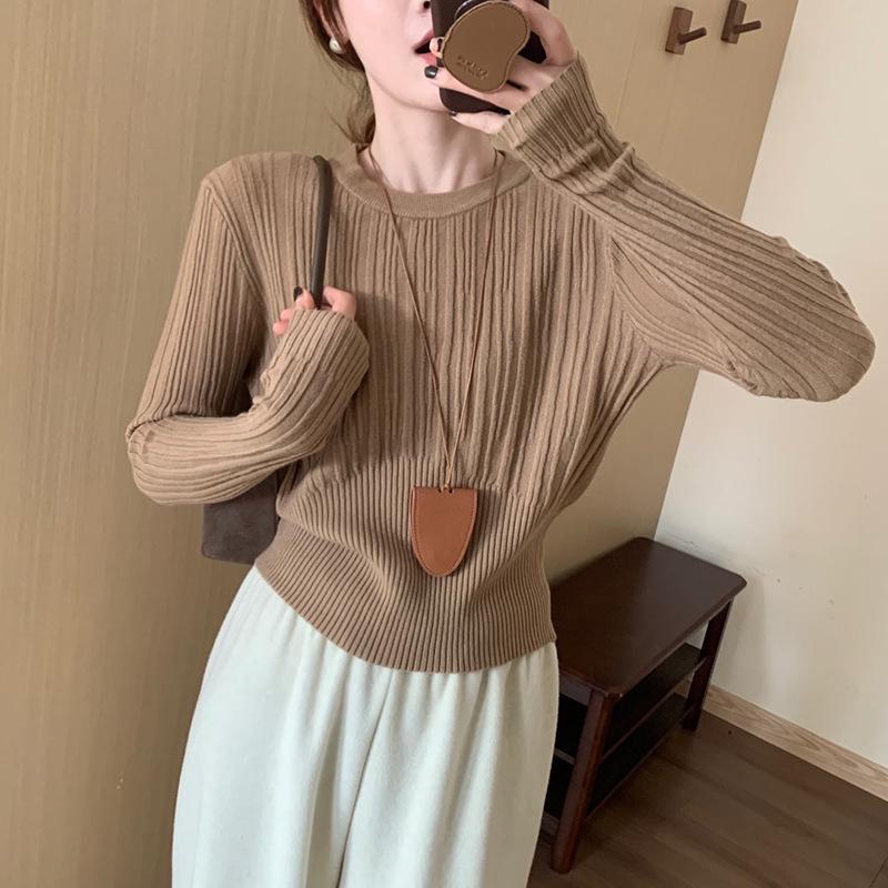 

Korean Style High-Waisted Pleated Knit Midi Skirt: Elegant, Versatile, and Soft for a Casual Ladylike Look One Size [80-130]