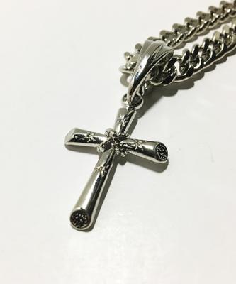 Halssnoeren en kettingen – Hangers voor heren