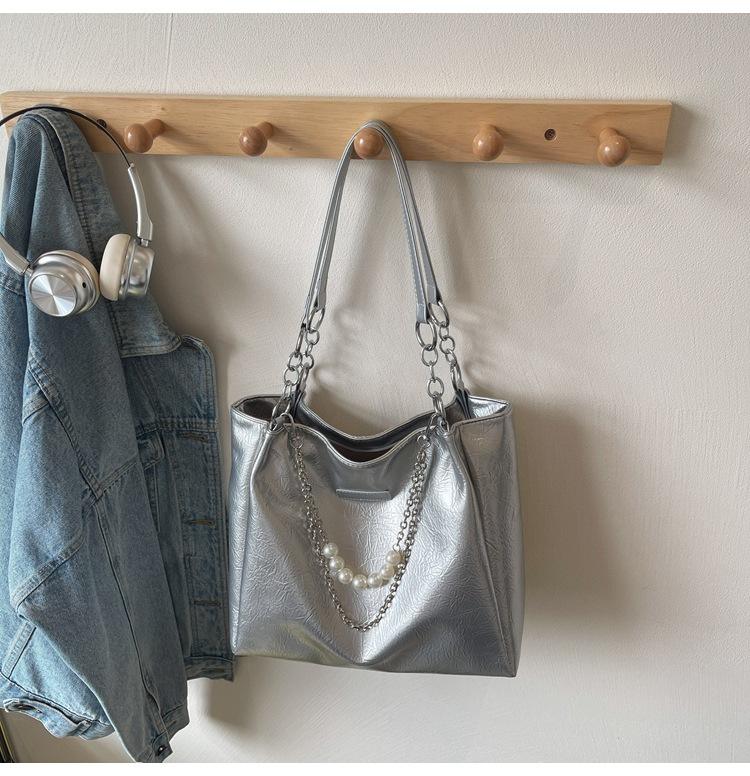 Solid Color Pu Leather Women's Shoulder Bag Sweet Pearl Chain Ladies Casual Tote Large Capacity Portable College Girls Handbags