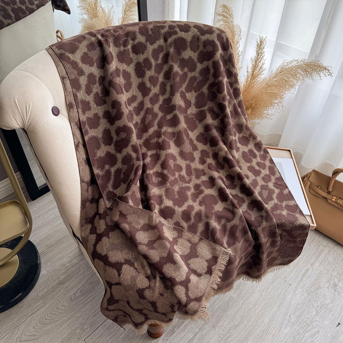 

Пряжа с сердцевиной, леопардовый принт, утолщенная для тепла, кейп с бахромой из имитации кашемира, двусторонняя шаль с золотой нитью, осень и зима 185*65 коричневый