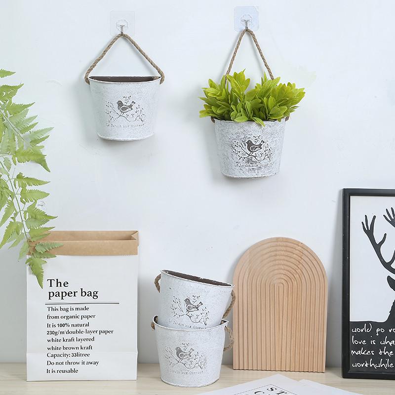 American Country-Style Wrought Iron Wall-Mounted Flower Pot for Creative Dried Flower Decor
