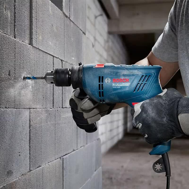 Bosch GSB600 Impact Drill CN plug (adapter included)