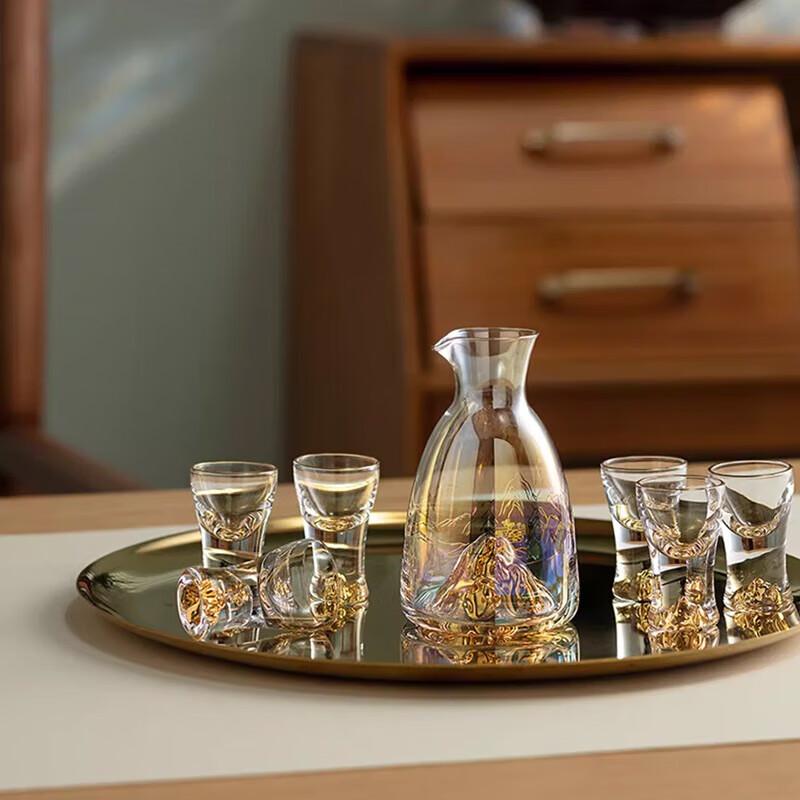 

Forbidden City Qianli Jiangshan Wine Set