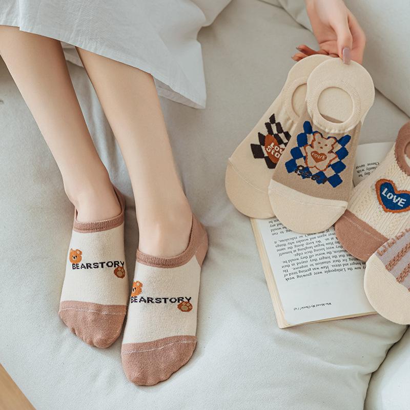 Women's Cartoon Cotton Socks, Breathable and Non-dropping, Short Socks, Shallow-mouthed Silicone Invisible Anti-slip Boat Socks