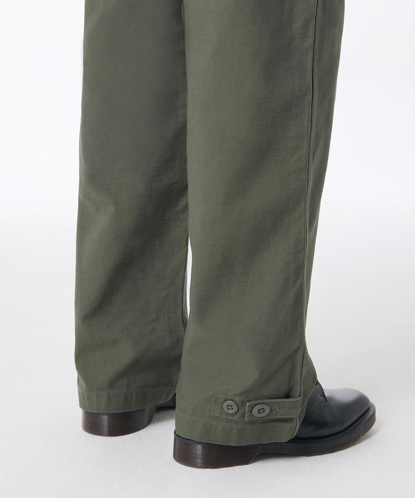 MUSINSA STANDARD Back Satin Bellows Pocket Fatigue Pants [Khaki]