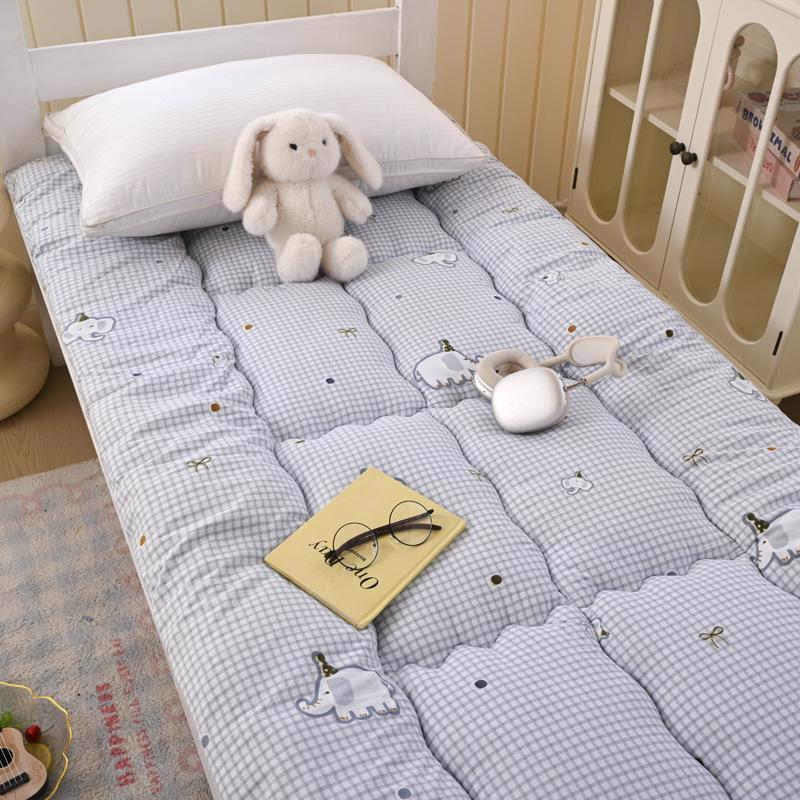 Thickened Soybean Cotton Mattress Pad for