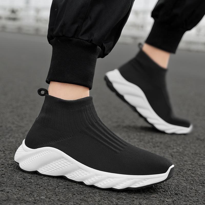 2 New fly-woven socks shoes men's mesh sports lazy tide shoes one pedal soft sole casual high